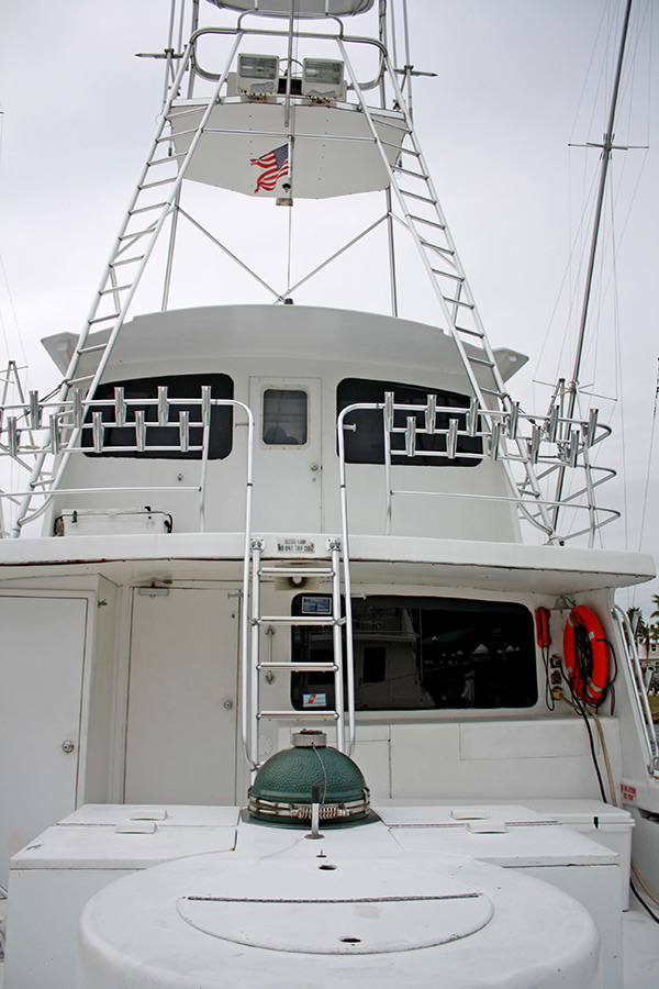 Pictures just don't do the boat justice.  If you were wondering how much room that you will have onboard look at these 10 adults that stand along the stern!